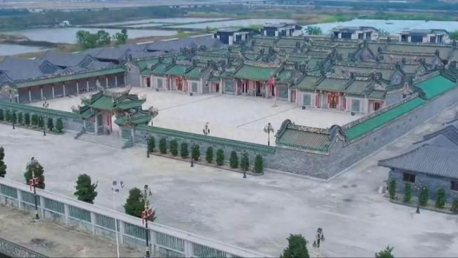 实地探访潮汕1.14亿违建“英之园” 法治红线下的警示